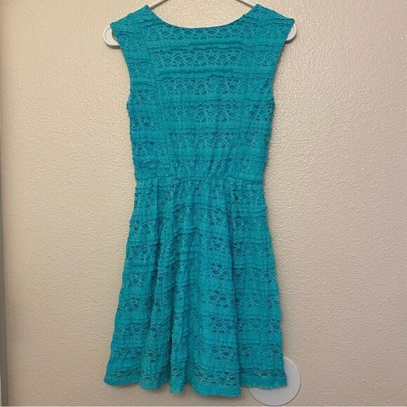 Aqua blue teal lace A Line Dress child 14/juniors - Picture 6 of 6